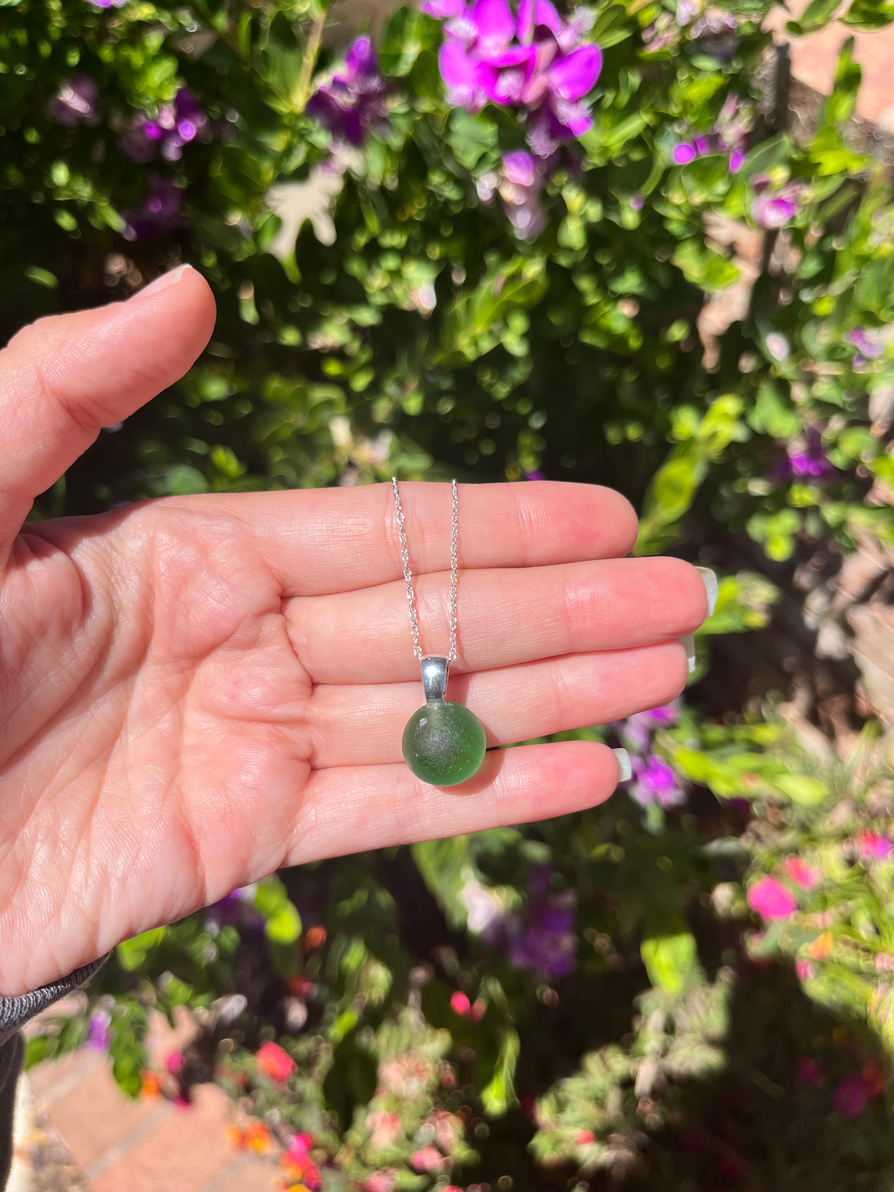 Sea Glass Marble Necklace in Kelly Green