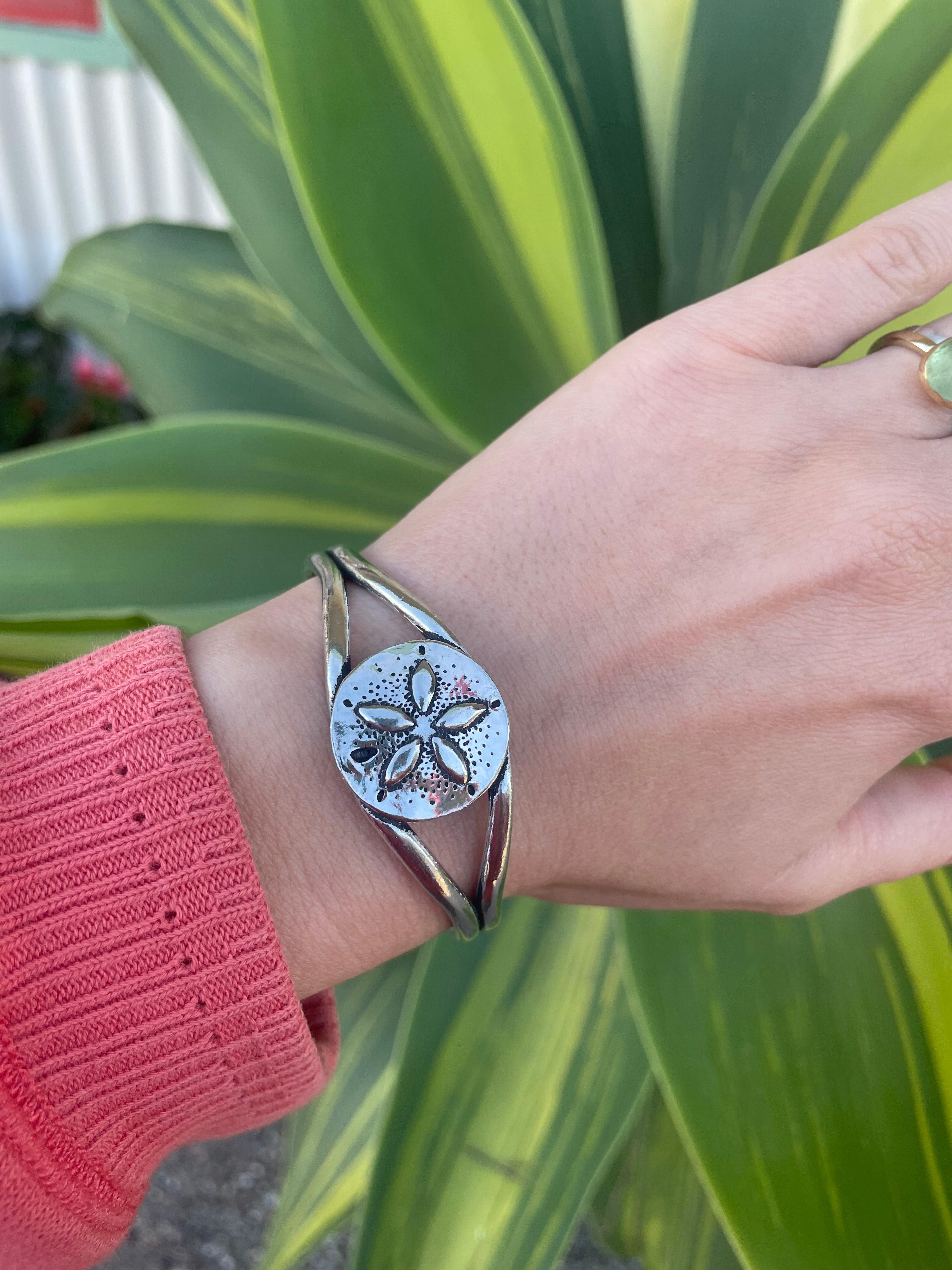 Sand Dollar Adjustable Bracelet