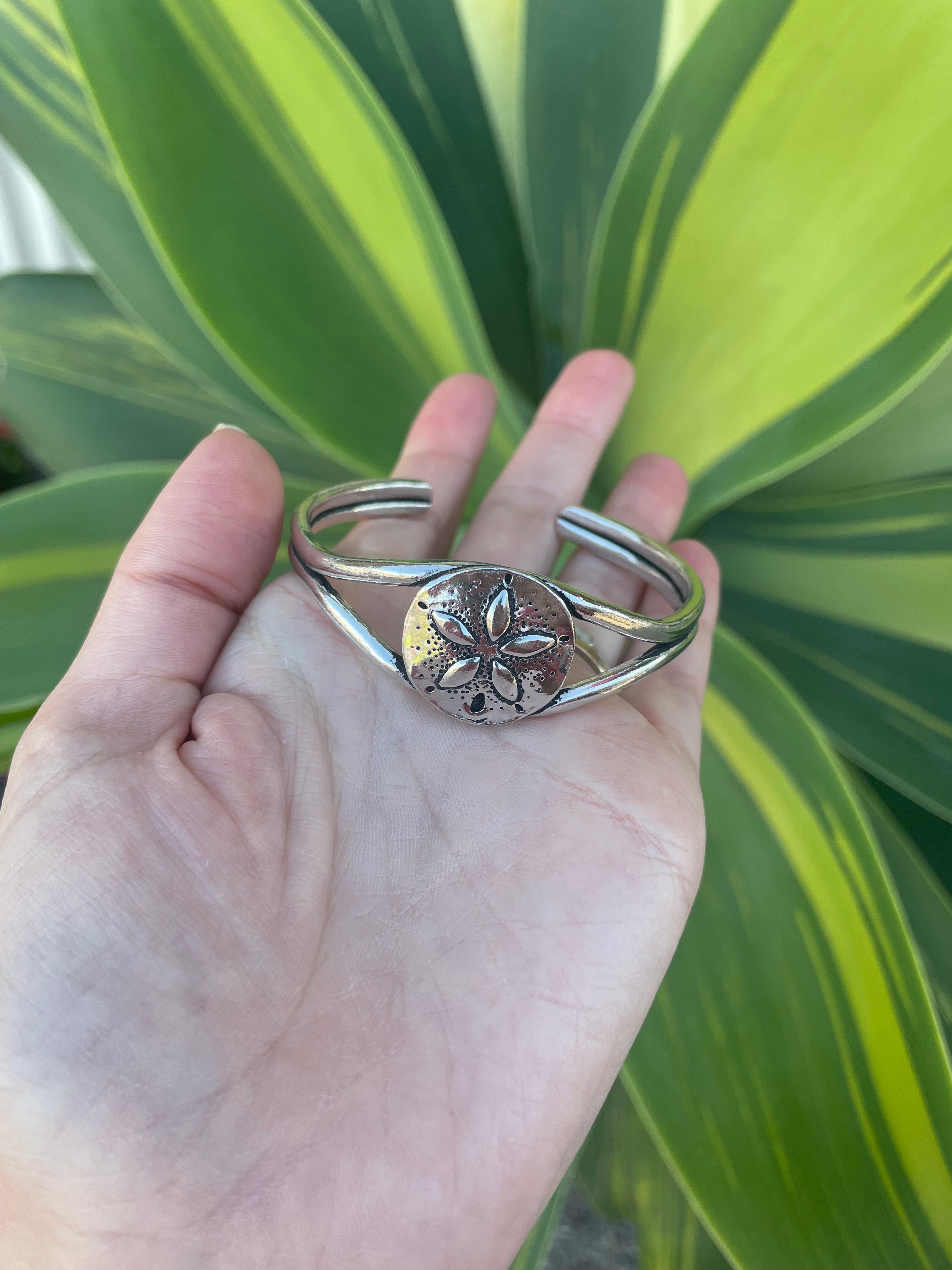 Sand Dollar Adjustable Bracelet